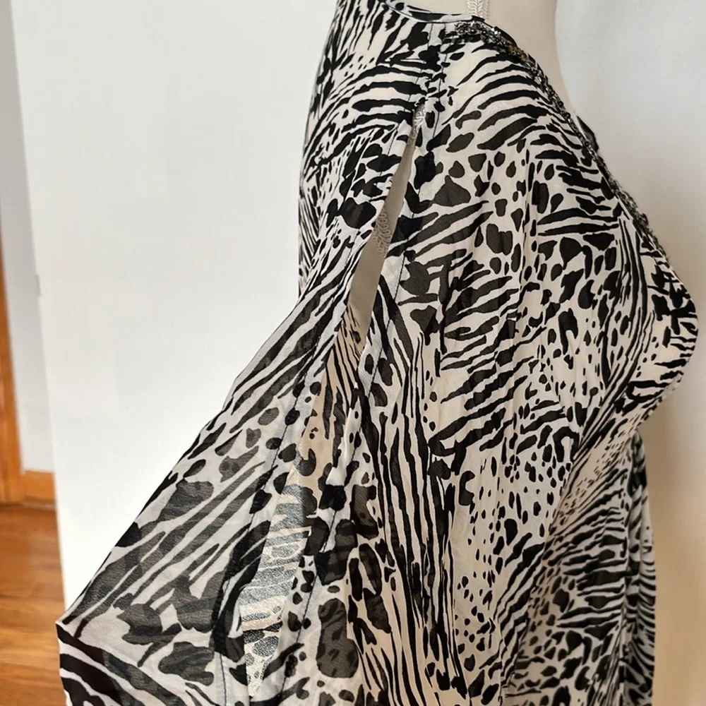 Black/White Women’s Cover Up JACLYN SMITH collection Nwt
